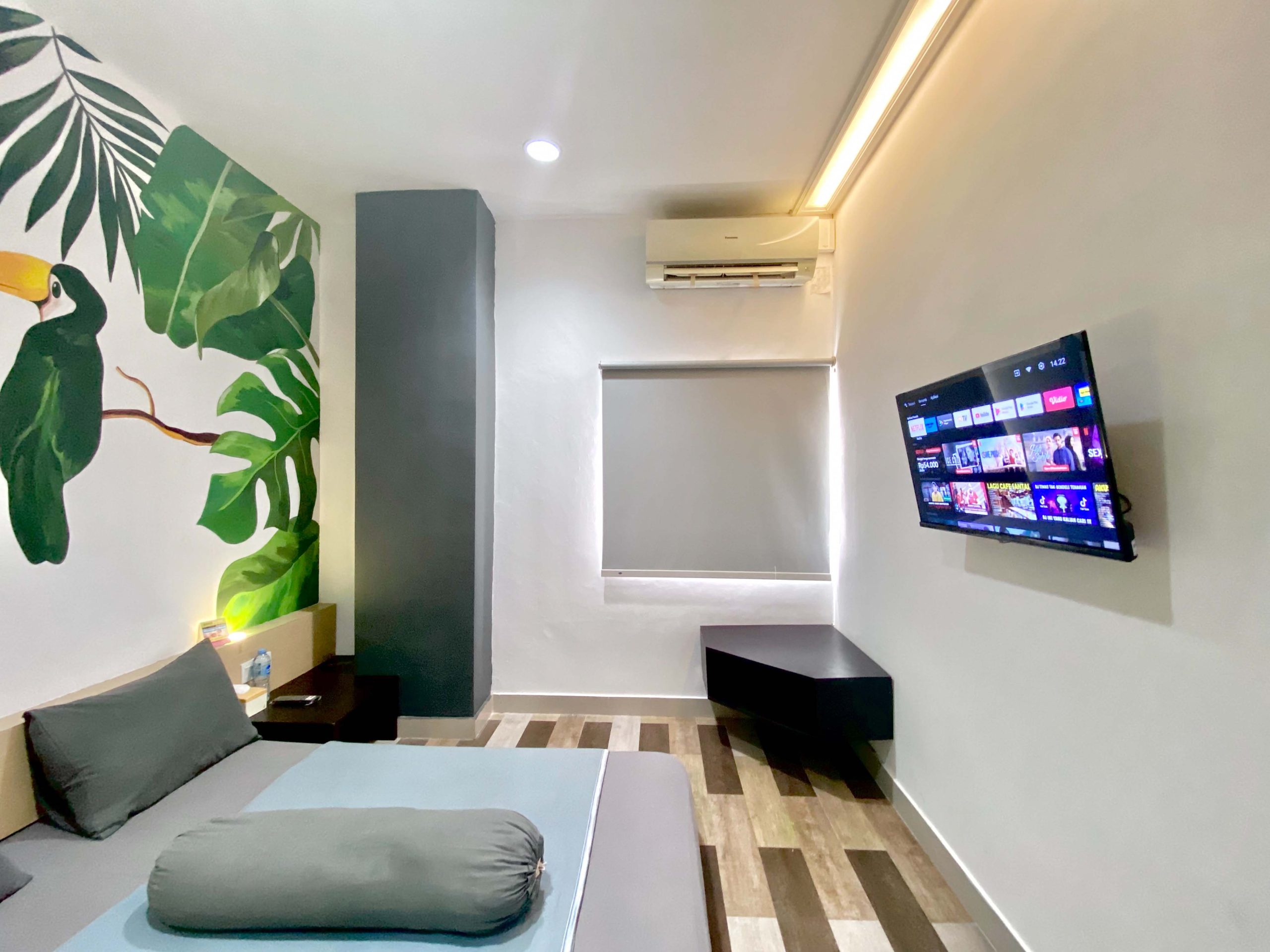 Save Hotel Deluxe Room